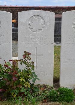 Thomas Fennelly grave